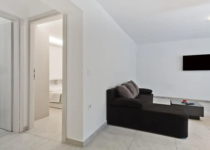 The * كارباثوس